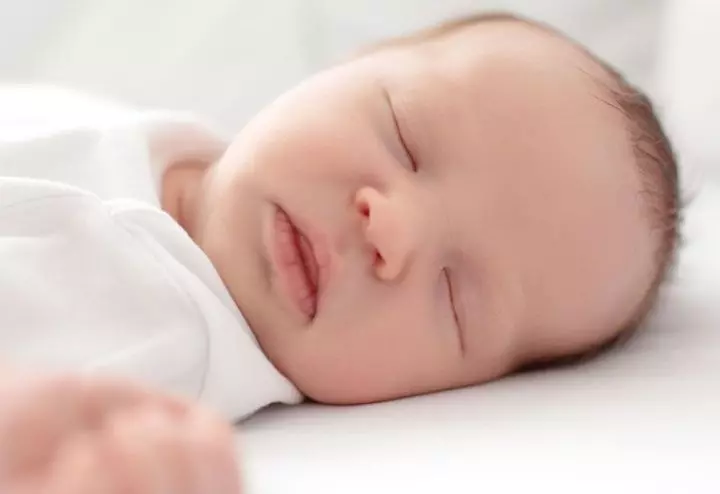 Featuredimage-safe-sleep-newborn-back-crib.jpg
